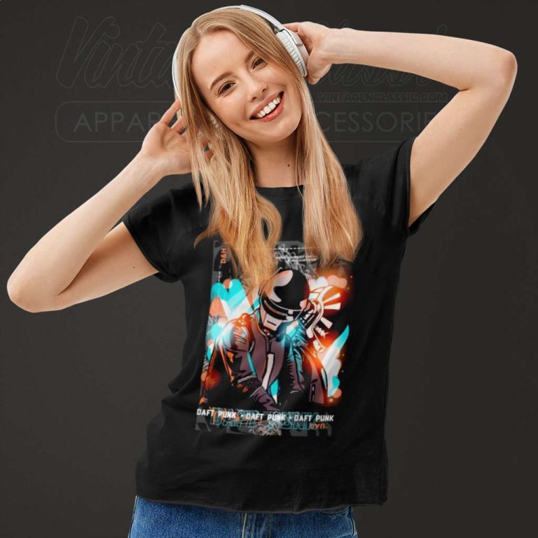 Daft Punk Graphic Women TShirt Daft Punk Graphic Women TShirt