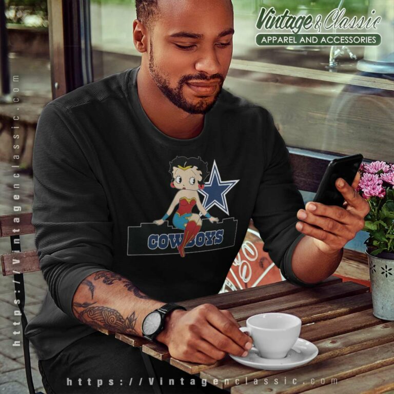 Dallas Cowboys Betty Boop Cartoon Sweatshirt Dallas Cowboys Betty Boop Cartoon Sweatshirt