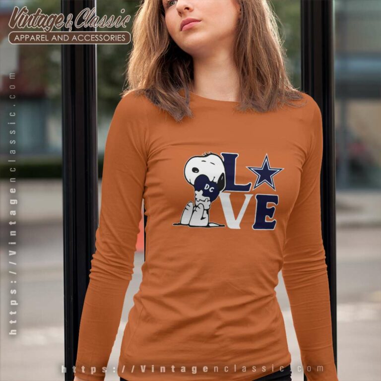 Dallas Cowboys Snoopy Love Heart Long Sleeve Tee Dallas Cowboys Snoopy Love Heart Long Sleeve Tee
