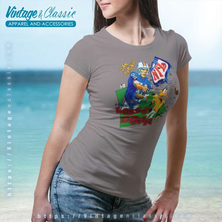Dan Marino Miami Dolphin Daffy Duck Women TShirt Dan Marino Miami Dolphin Daffy Duck Women TShirt