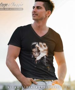 David Bowie Reality Tour V Neck TShirt