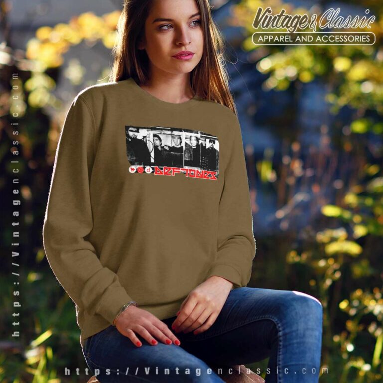 Deftones Shirt White Pony 2000 Tour Sweatshirt Deftones Shirt White Pony 2000 Tour Sweatshirt