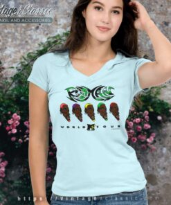 Dennis Rodman Chicago Bulls 1996 Mtv World Tour V Neck TShirt