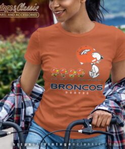 Denver Broncos Snoopy Woodstock Team Walking Women T shirt