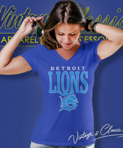 Detroit Lions Logo Vintage Shirt 4 Detroit Lions Logo Vintage V Neck TShirt