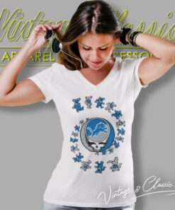 Detroit Lions Nfl Grateful Dancing Bears V Neck TShirt