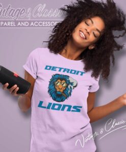 Detroit Lions Smoking Football Team Shirt 6 Detroit Lions Smoking Football Team Women TShirt