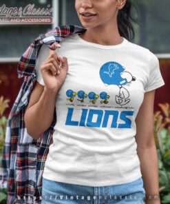Detroit Lions Snoopy Woodstock Team Walking Women T shirt
