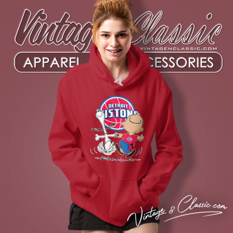 Detroit Pistons Charlie Brown Snoopy Hoodie Detroit Pistons Charlie Brown Snoopy Hoodie
