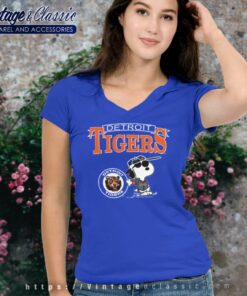 Detroit Tigers Joe Cool Snoopy V Neck TShirt