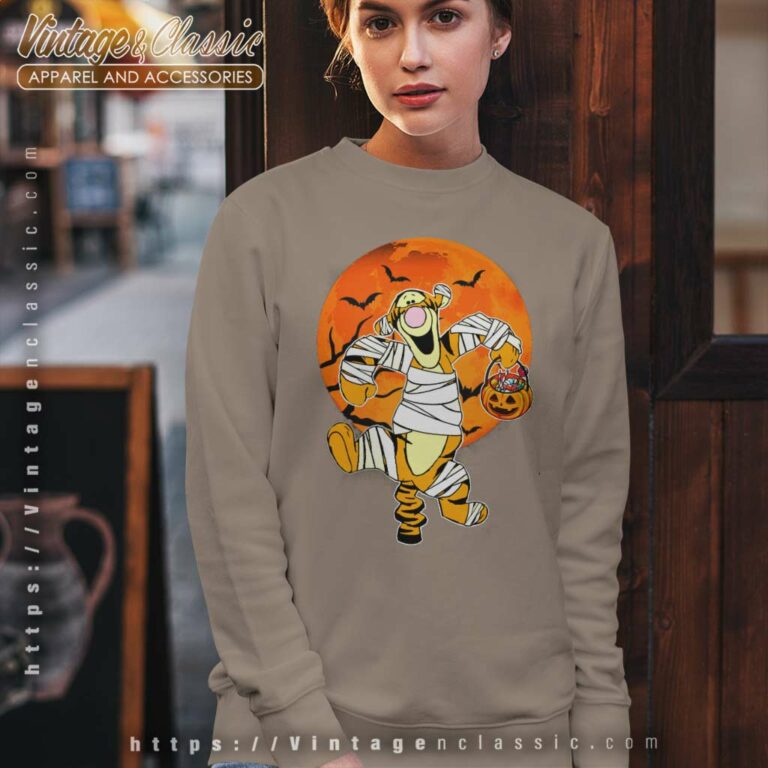 Disney Tigger Halloween Moon Shirt Sweatshirt Disney Tigger Halloween Moon Shirt Sweatshirt