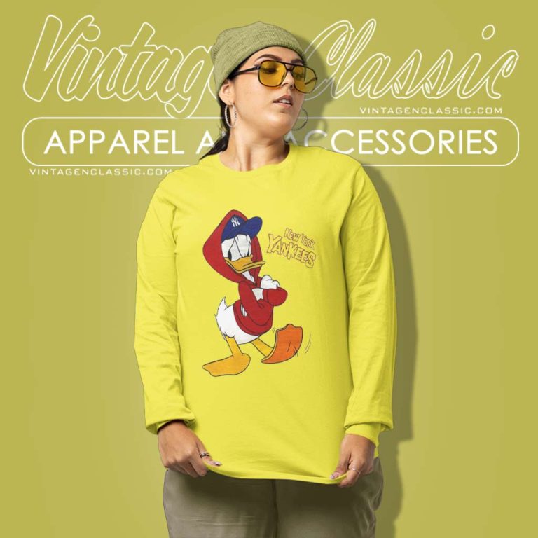 Donald Duck Mlb New York Yankees Long Sleeve Tee Donald Duck Mlb New York Yankees Long Sleeve Tee