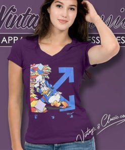 Donald Duck Off white Book Holder V Neck TShirt