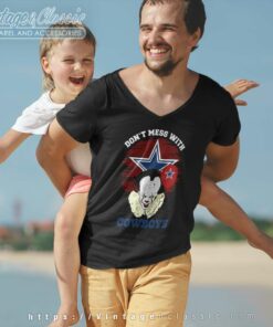 Dont Mess With Dallas Cowboys Pennywise V Neck TShirt