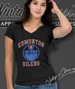 Edmonton Oilers Nhl 47 Play Action Franklin V Neck TShirt