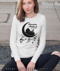 Erie Muslim Mubarak Ramadan Long Sleeve Tee