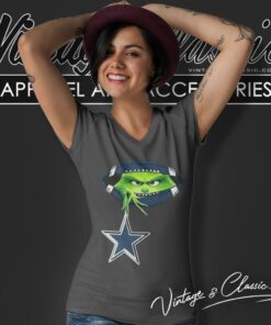 Ew People The Grinch Hold Dallas Cowboys Logo V Neck TShirt