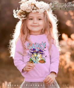 Family Bluey And Bingo Halloween Shirt 5 Family Bluey And Bingo Halloween kids Sweatshirt
