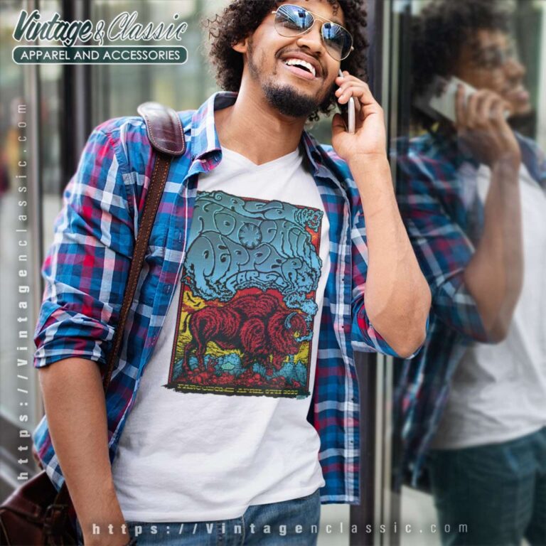 Fargo Limited Edition Rainbow Poster 2023 V Neck TShirt Fargo Limited Edition Rainbow Poster 2023 V Neck TShirt