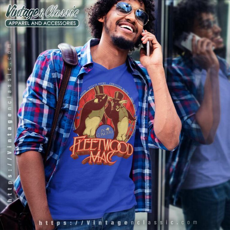 Fleetwood Mac In Concert V Neck TShirt Fleetwood Mac In Concert V Neck TShirt