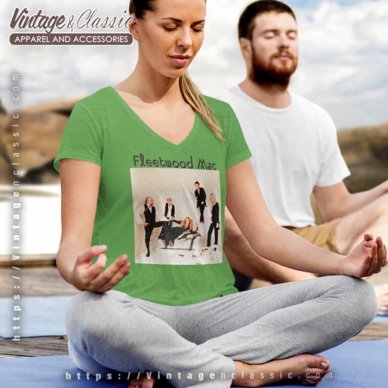 Fleetwood Mac The Dance Concert V Neck TShirt Fleetwood Mac The Dance Concert V Neck TShirt