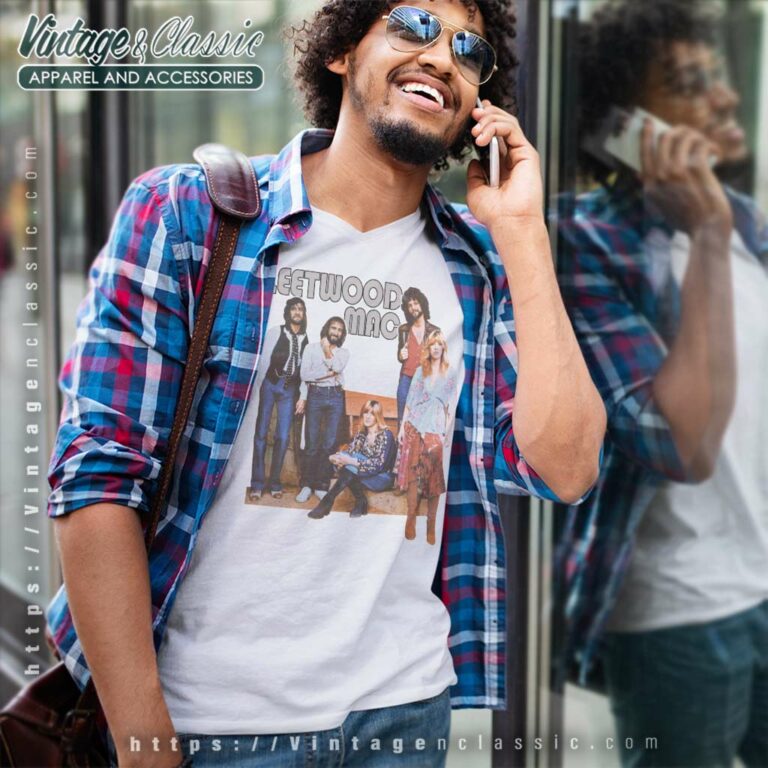 Fleetwood Mac Vintage V Neck TShirt Fleetwood Mac Vintage V Neck TShirt