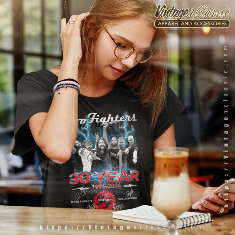 Foo Fighters Shirt 30 Years 1994 2024 Thank You For The Memories Signatures Women TShirt Foo Fighters Shirt 30 Years 1994 2024 Thank You For The Memories Signatures Women TShirt