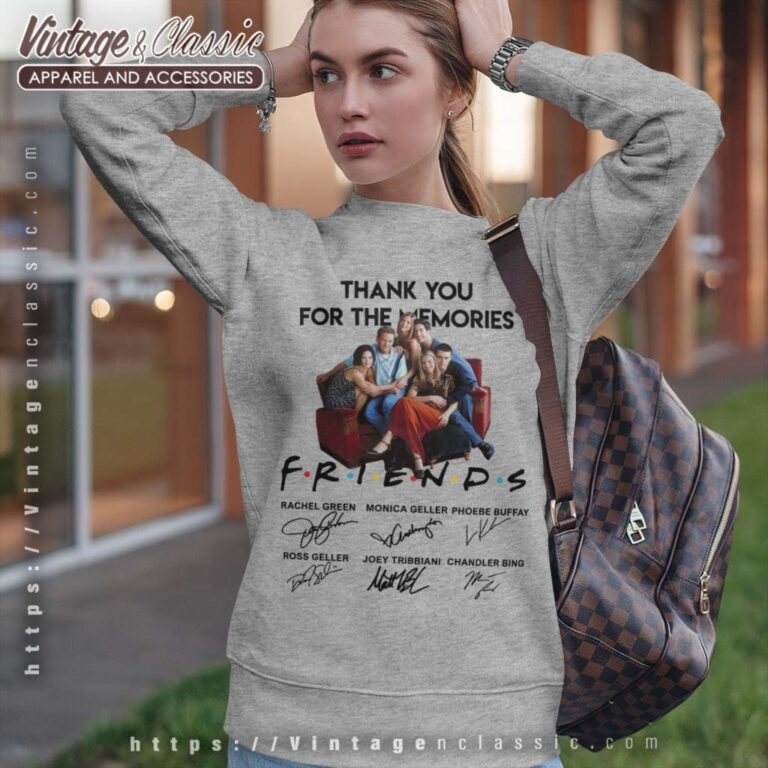 Friends Tv Show Full Cast Signed Sweatshirt Friends Tv Show Full Cast Signed Sweatshirt