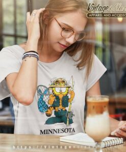 Garfield Goes Fishing Women TShirt