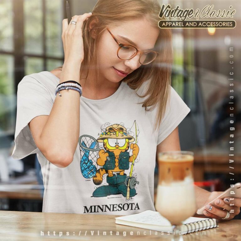 Garfield Goes Fishing Women TShirt Garfield Goes Fishing Women TShirt