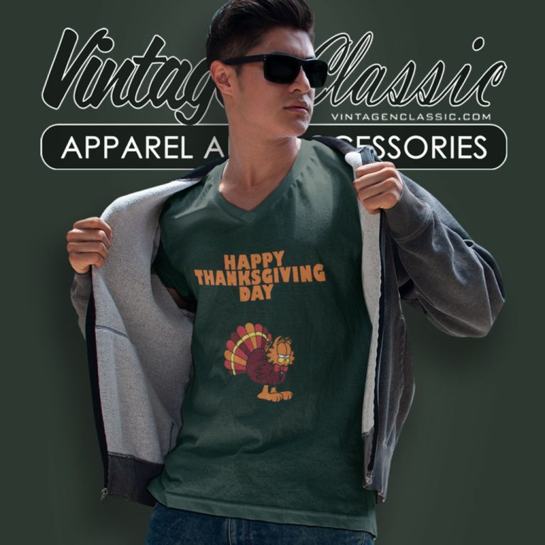 Garfield Happy Thanksgiving Day V Neck TShirt Garfield Happy Thanksgiving Day V Neck TShirt