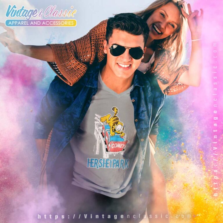 Garfield Hersheypark V Neck TShirt Garfield Hersheypark V Neck TShirt