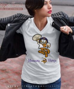 Garfield Minnesota Vikings V Neck TShirt
