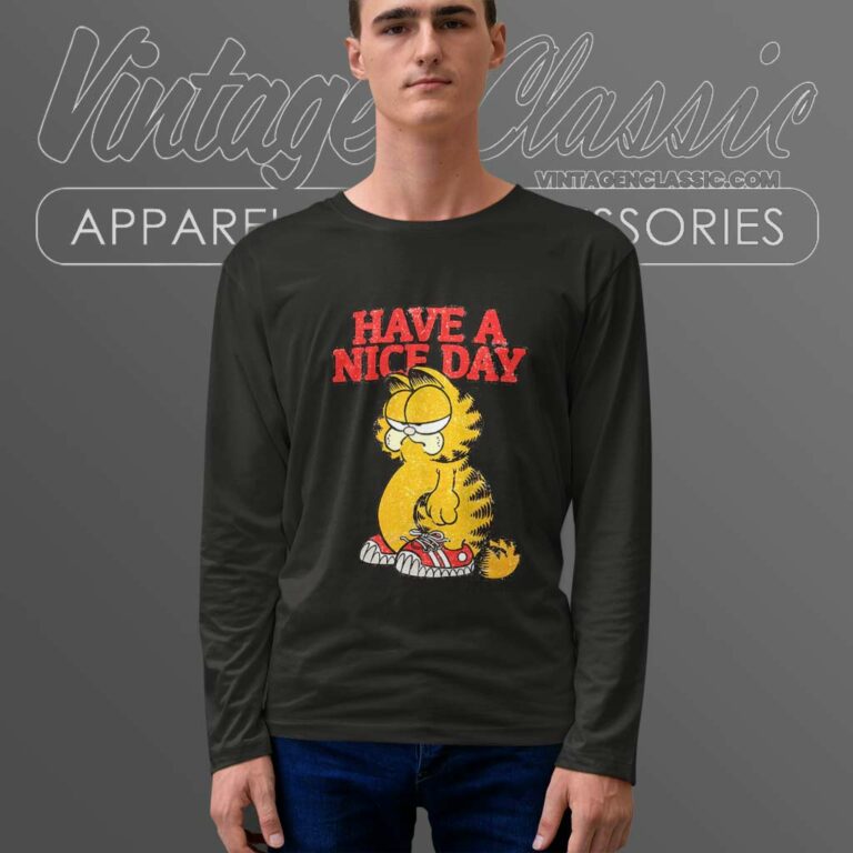 Garfield Nice Day Long Sleeve Tee Garfield Nice Day Long Sleeve Tee