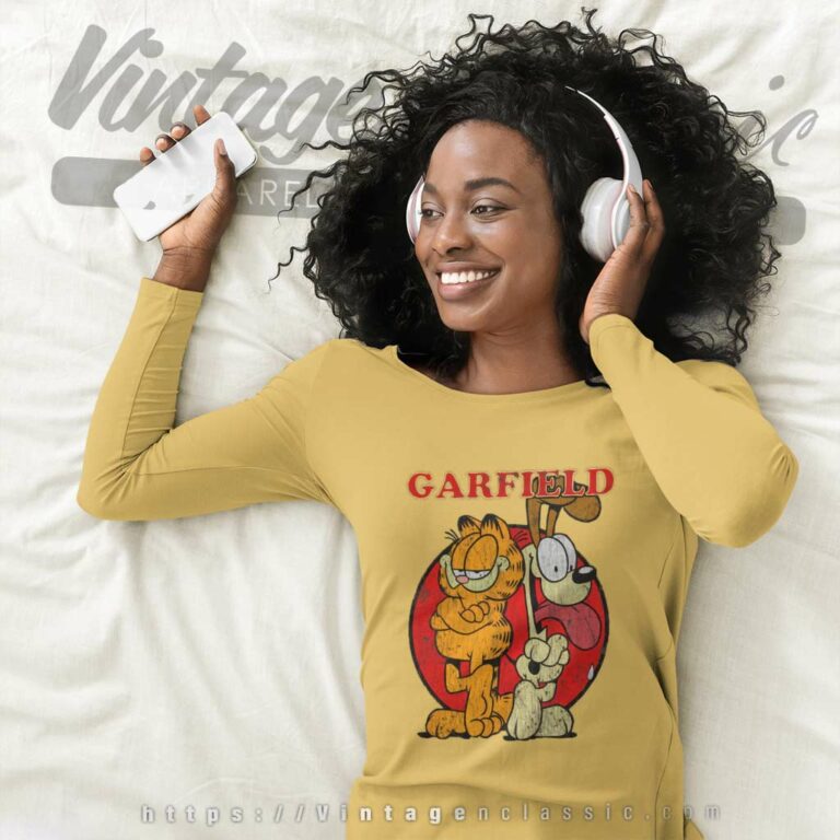 Garfield Odie Distressed Shirt Long Sleeve Tee Garfield Odie Distressed Shirt Long Sleeve Tee