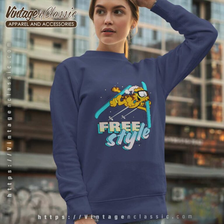 Garfield Skiing Sweatshirt Garfield Skiing Sweatshirt