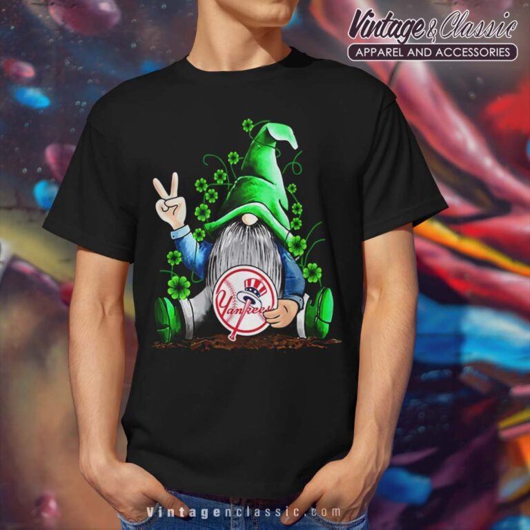 Gnomes Lucky Hug New York Yankees Men T Shirt Gnomes Lucky Hug New York Yankees Men T Shirt