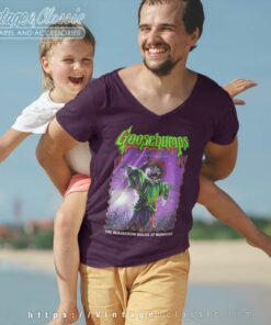 Goosebumps Scarecrow Walks Midnight V Neck TShirt