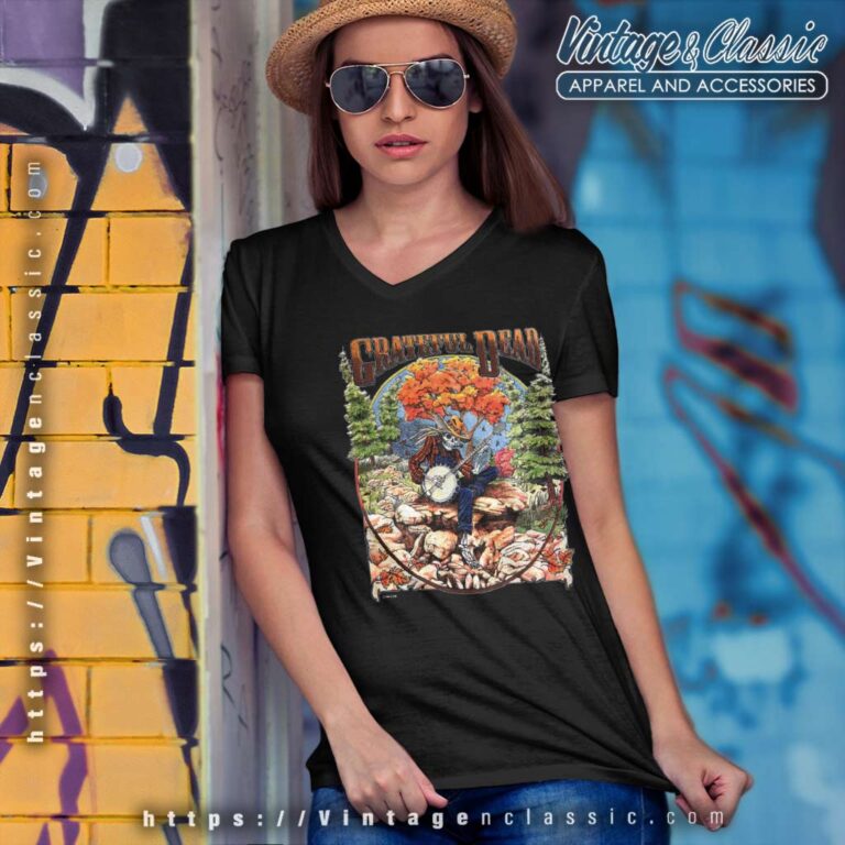 Grateful Dead 1994 Fall Tour V Neck TShirt Grateful Dead 1994 Fall Tour V Neck TShirt