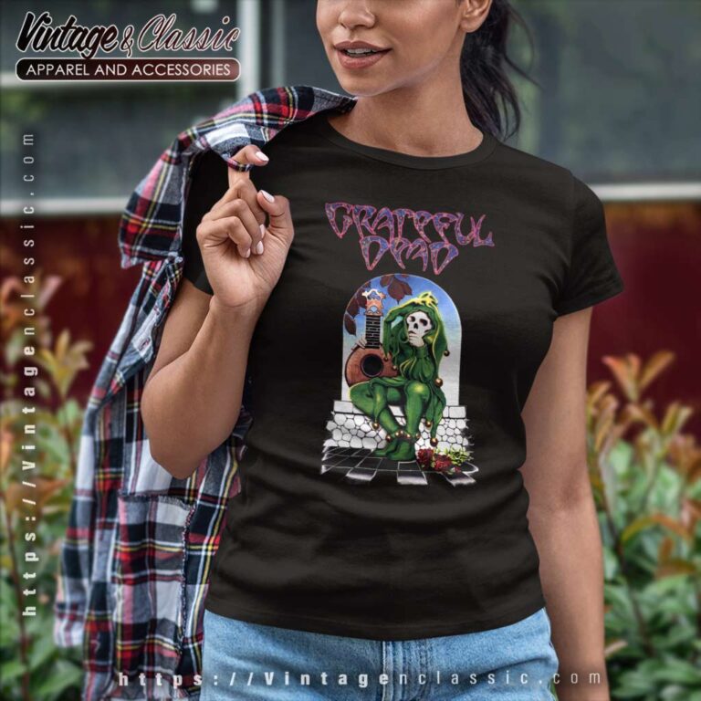 Grateful Dead Shirt Joker Skeleton Jester Roses Women TShirt Grateful Dead Shirt Joker Skeleton Jester Roses Women TShirt