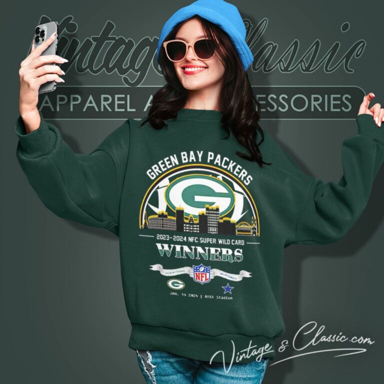 Green Bay Packers 2023 2024 Nfc Super Wild Card Winners Skyline Nfl Playoffs Divisional Sweatshirt Green Bay Packers 2023 2024 Nfc Super Wild Card Winners Skyline Nfl Playoffs Divisional Sweatshirt