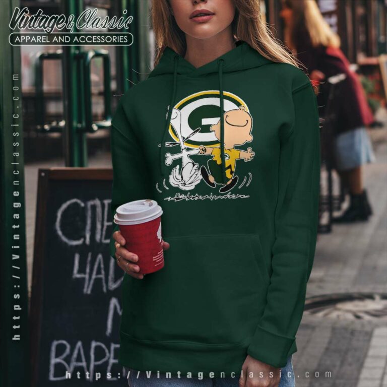 Green Bay Packers Charlie Brown Snoopy Dancing Hoodie Green Bay Packers Charlie Brown Snoopy Dancing Hoodie