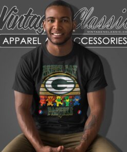 Green Bay Packers Nfl Grateful Dancing Bears Retro T Shirt
