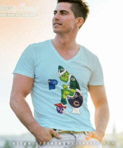 Green Bay Packers Santa Grinch Sits On Chicago Bears Toilet V Neck TShirt