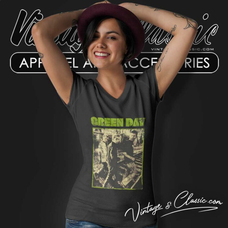 Green Day On The Radio Photo V Neck TShirt Green Day On The Radio Photo V Neck TShirt