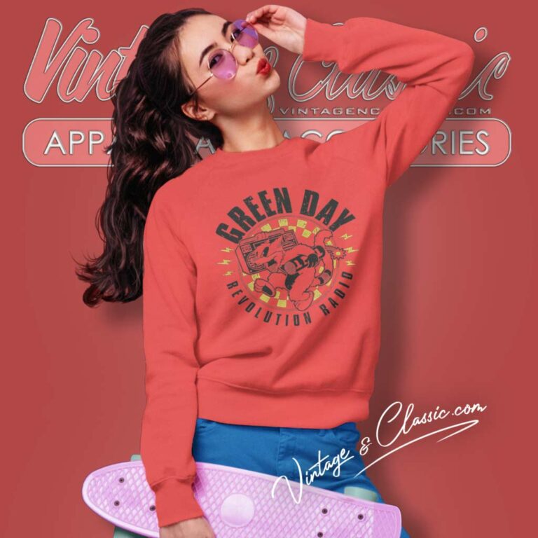 Green Day Revolution Radio Cat Sweatshirt Green Day Revolution Radio Cat Sweatshirt