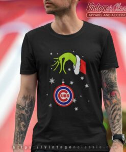 Grinch Hand Holding Ornament Chicago Cubs Snowflake Christmas T Shirt