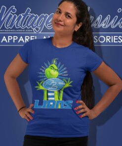 Grinch Hat Santa Hug Rugby Ball Detroit Lions Women T Shirt
