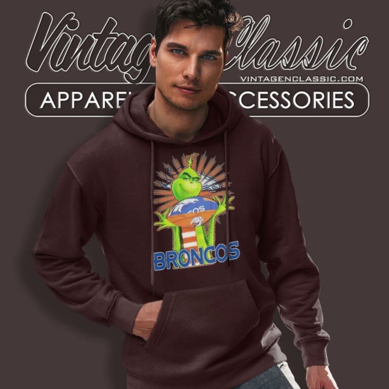 Grinch Hug Rugby Ball New England Patriots Hoodie Grinch Hug Rugby Ball New England Patriots Hoodie