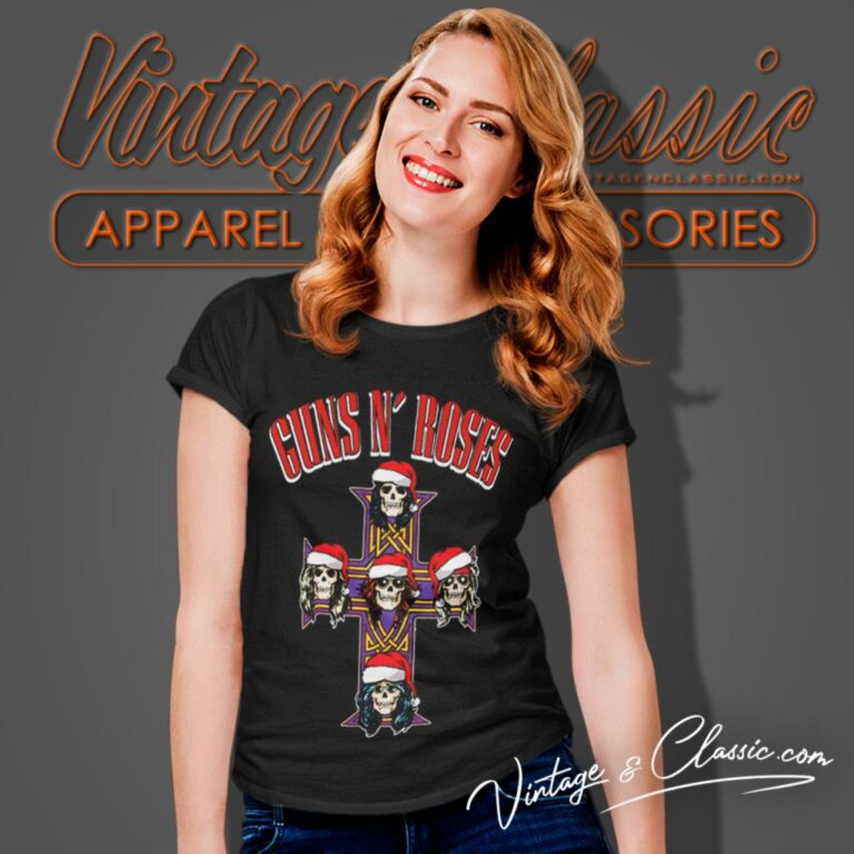 Guns N Rose Christmas Hat Band Women T Shirt Guns N Rose Christmas Hat Band Women T Shirt